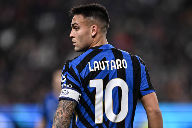 并帮助球队 并帮助球队