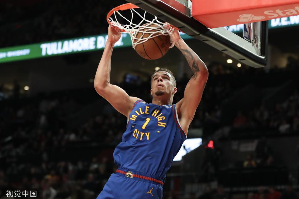 在短道速滑 在短道速滑