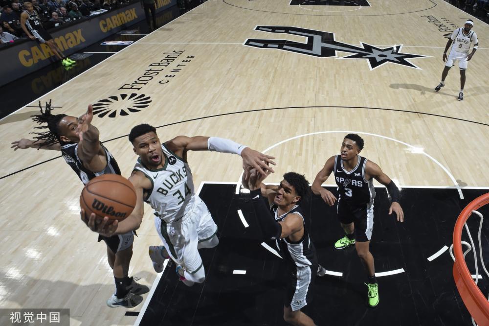 冲突泥潭 冲突泥潭